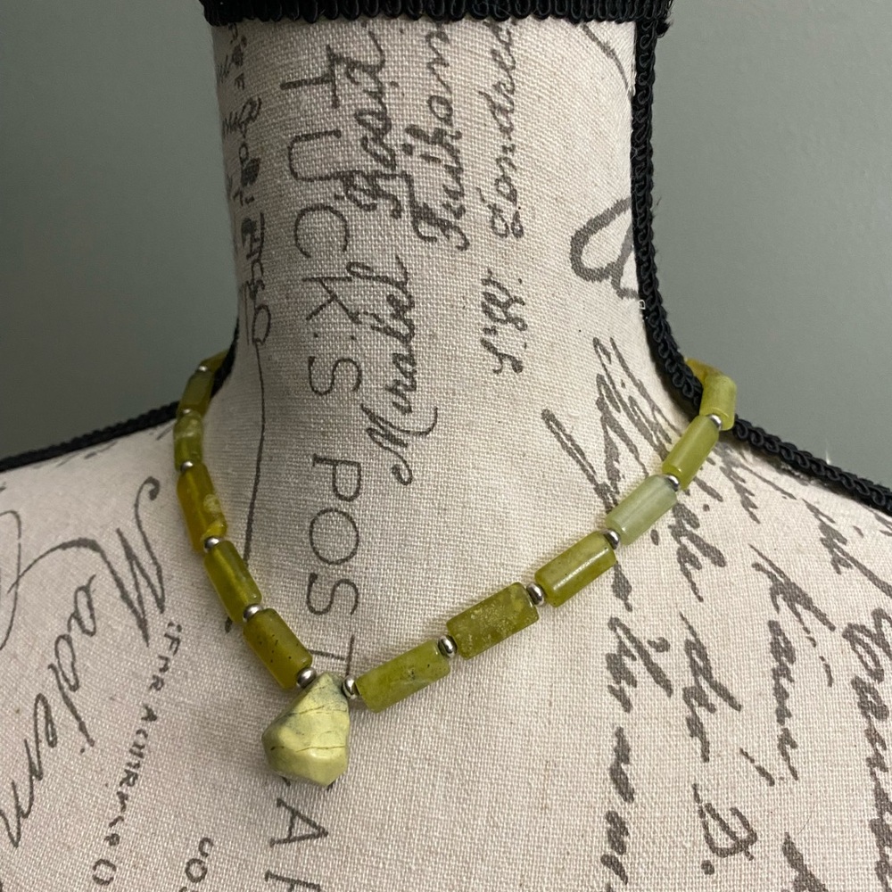 Lime Green Beaded Necklace with Faceted Pendant - Unbranded vintage. Silver 925